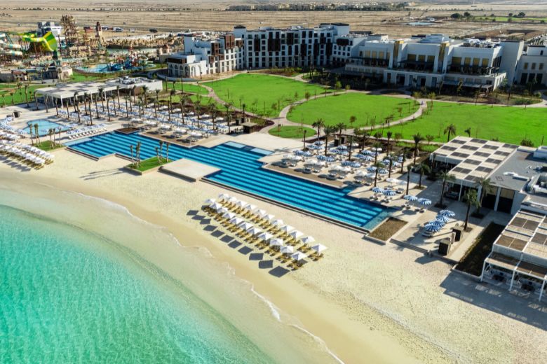 Rixos Murjana is designed as an ideal destination for families and leisure seekers