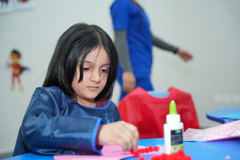 Children engaged in enrichment activites during the Connect & Dicover event at OWIS Al Jazeera