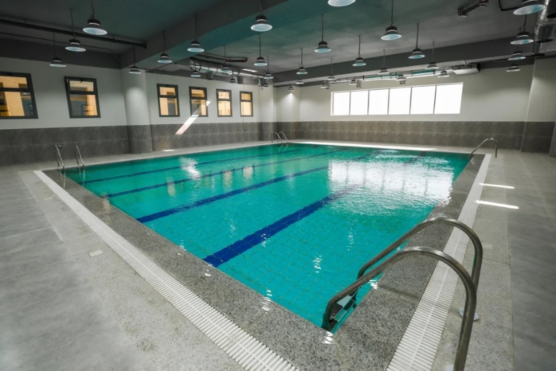 The school’s swimming facilities provide students with opportunities for fitness and aquatic activities