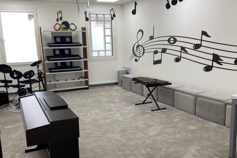 Music Room, Royat Al-Ebtikar International School